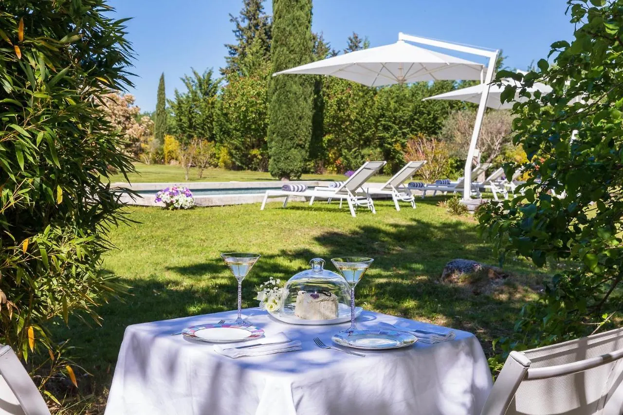 Guest house Les Chambres Romantiques - Suite Jacuzzi Privatif, Domaine Aixois D'Exception Aix-en-Provence France